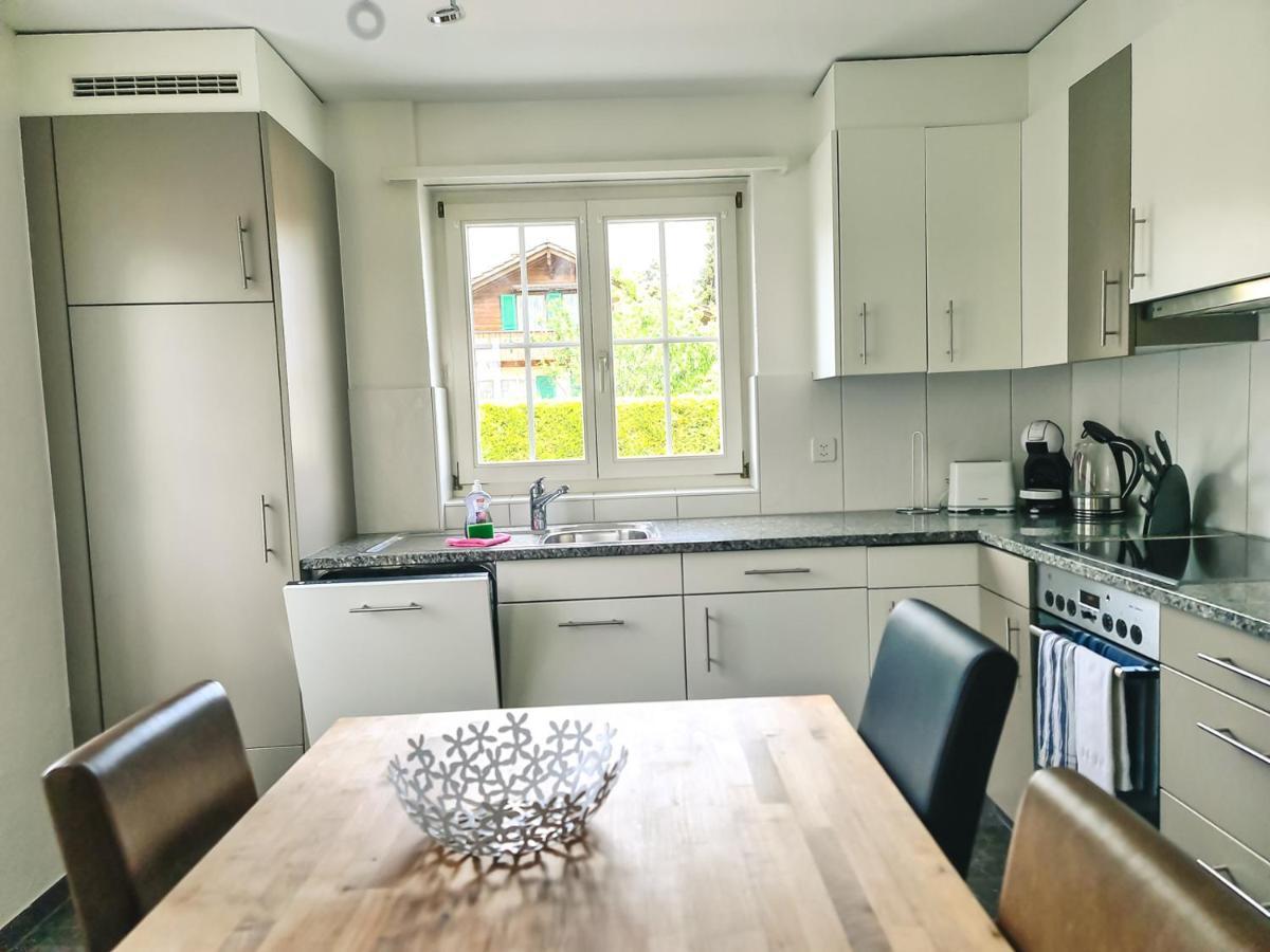 Ferienwohnung Kreuz - zentral nähe Bahnhof Wilderswil Exterior foto