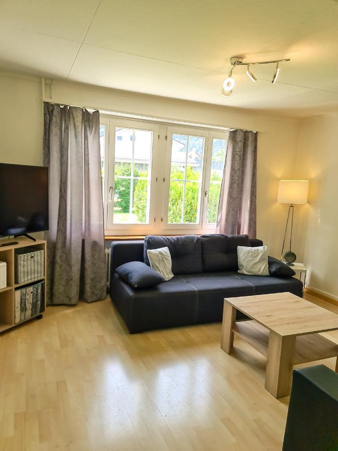 Ferienwohnung Kreuz - zentral nähe Bahnhof Wilderswil Exterior foto